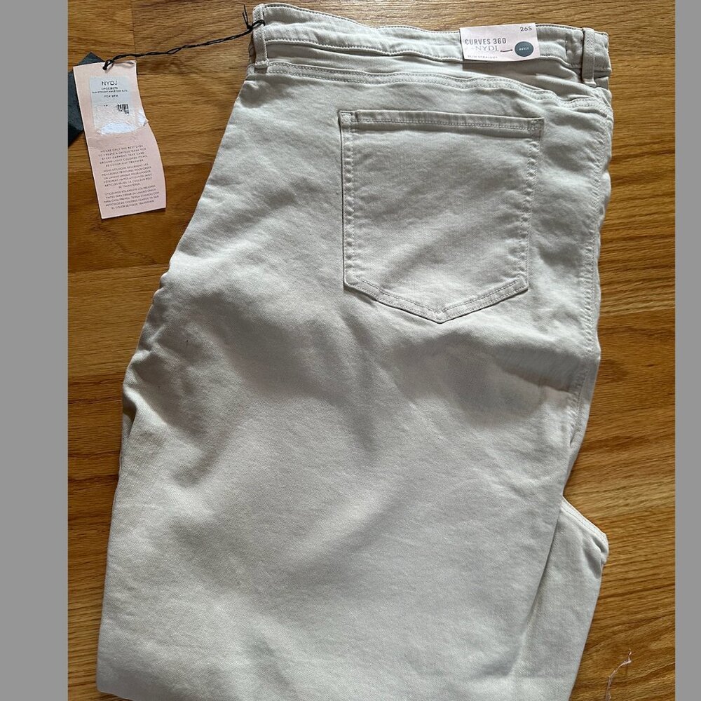 NYDJ Curves 360   SLIM Straight Ankle Jean BEIGE 26s $109 Petite Short NEW